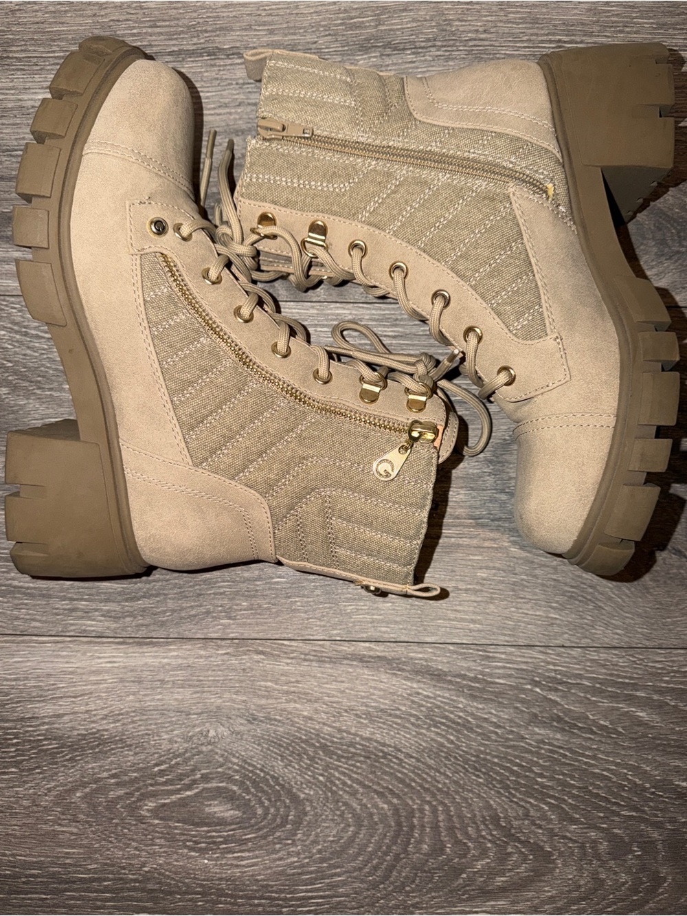 Beige Chunky Lace-Up Combat Boots - Women size 7